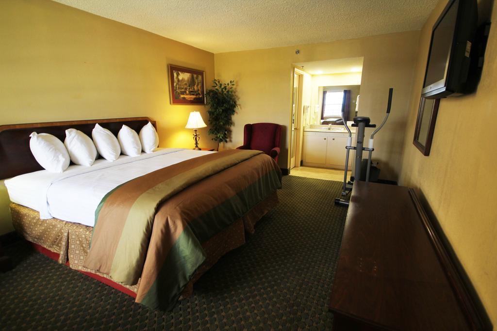 Rodeway Inn & Suites Nashville Exterior foto